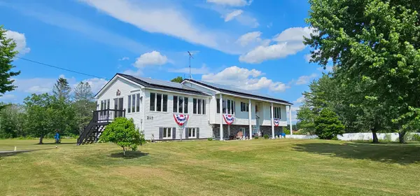 292 Neck Road, Benton, ME 04901