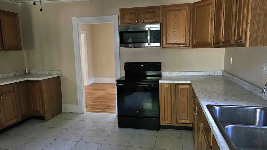 48 Pine Street, South Paris, ME 04281 - #3