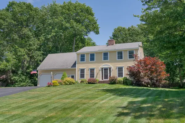 31 Pine Ledge Drive, Scarborough, ME 04074