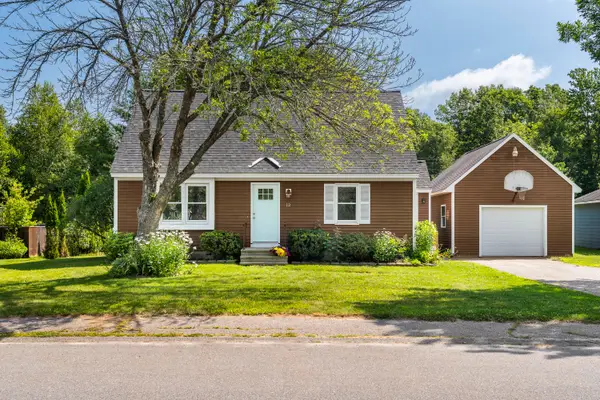 12 Barnstable Road, South Portland, ME 04106