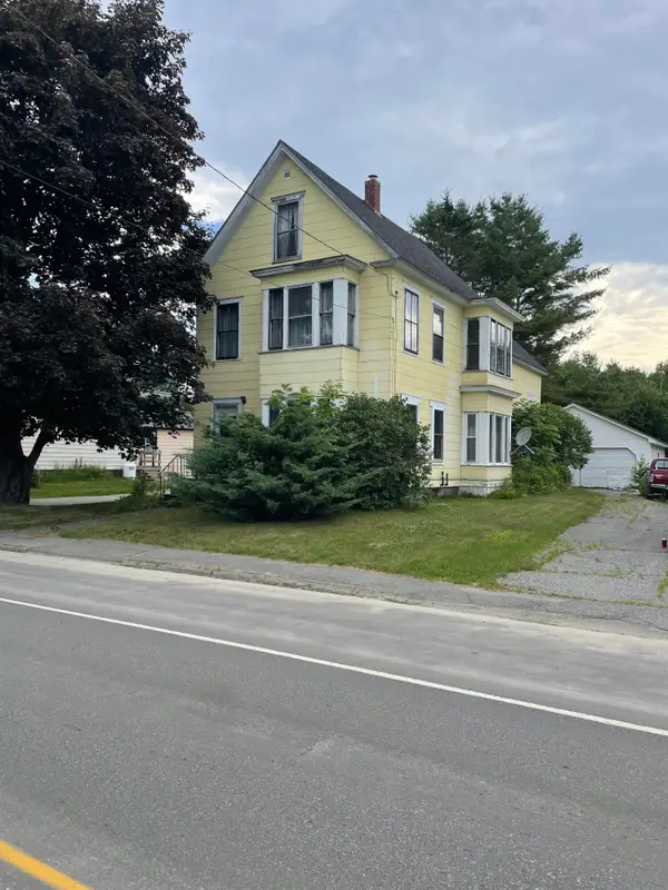 233 Madawaska Avenue, Pittsfield, ME 04967
