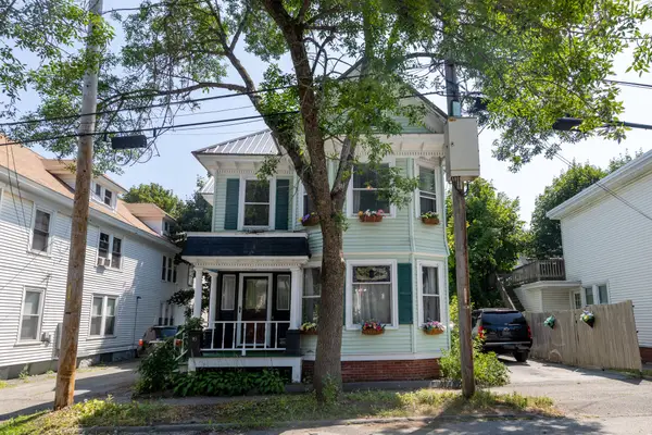 18 Hudson Street, Bangor, ME 04401