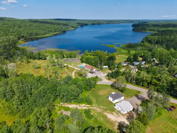 430 Sandy Shores Road, Warren, ME 04864