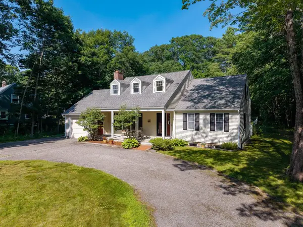 16 River Bend Drive, Kennebunk, ME 04043