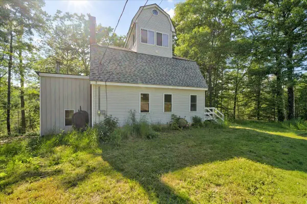 118 Toddy Pond Lane, Brooks, ME 04951