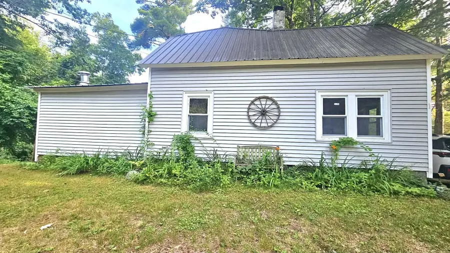 48 Gary Street, South Paris, ME 04281 - #2