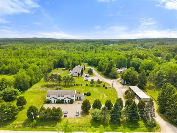 2 Hope's Place, Bradley, ME 04411