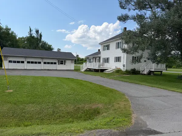 12 Pulcifur Road, Mapleton, ME 04757