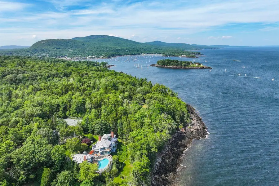 230 Bay View Street, Camden, ME 04843 - #2