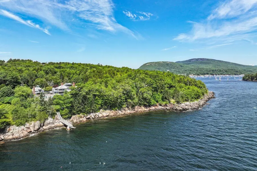 230 Bay View Street, Camden, ME 04843 - #3