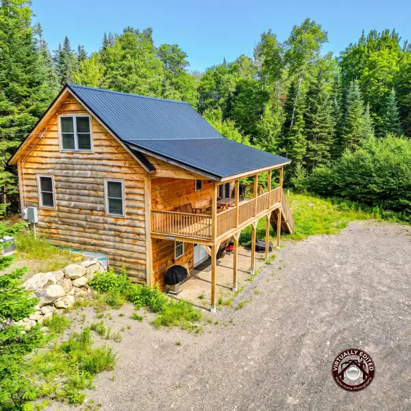 5 Forest Lane, Rangeley, ME 04970