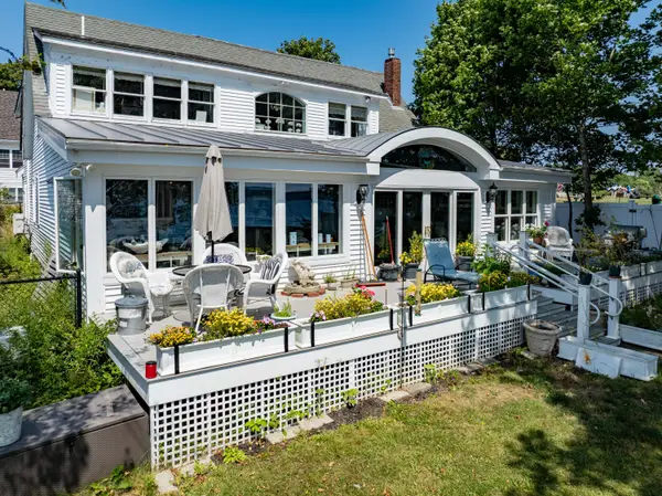25 Water Street, Searsport, ME 04974