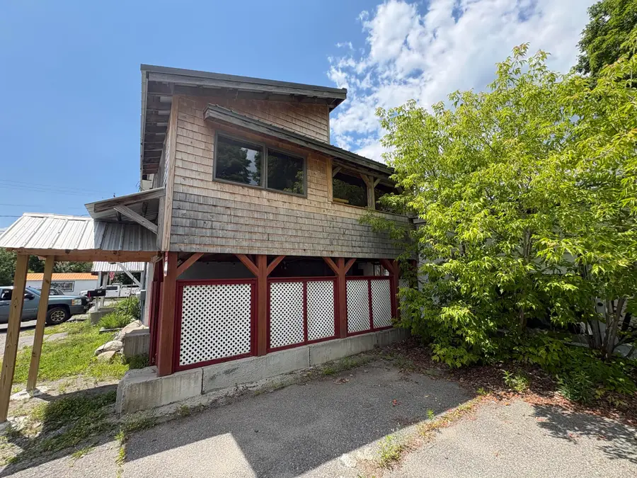 101 Main Street, East Millinocket, ME 04430 - #3