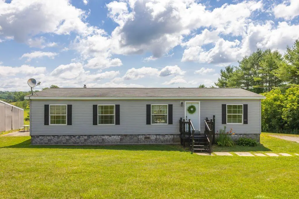 18 Riverside Terrace, Sidney, ME 04330 - #1