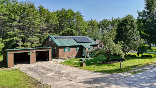 28 Pleasant Hill Drive, Norridgewock, ME 04957