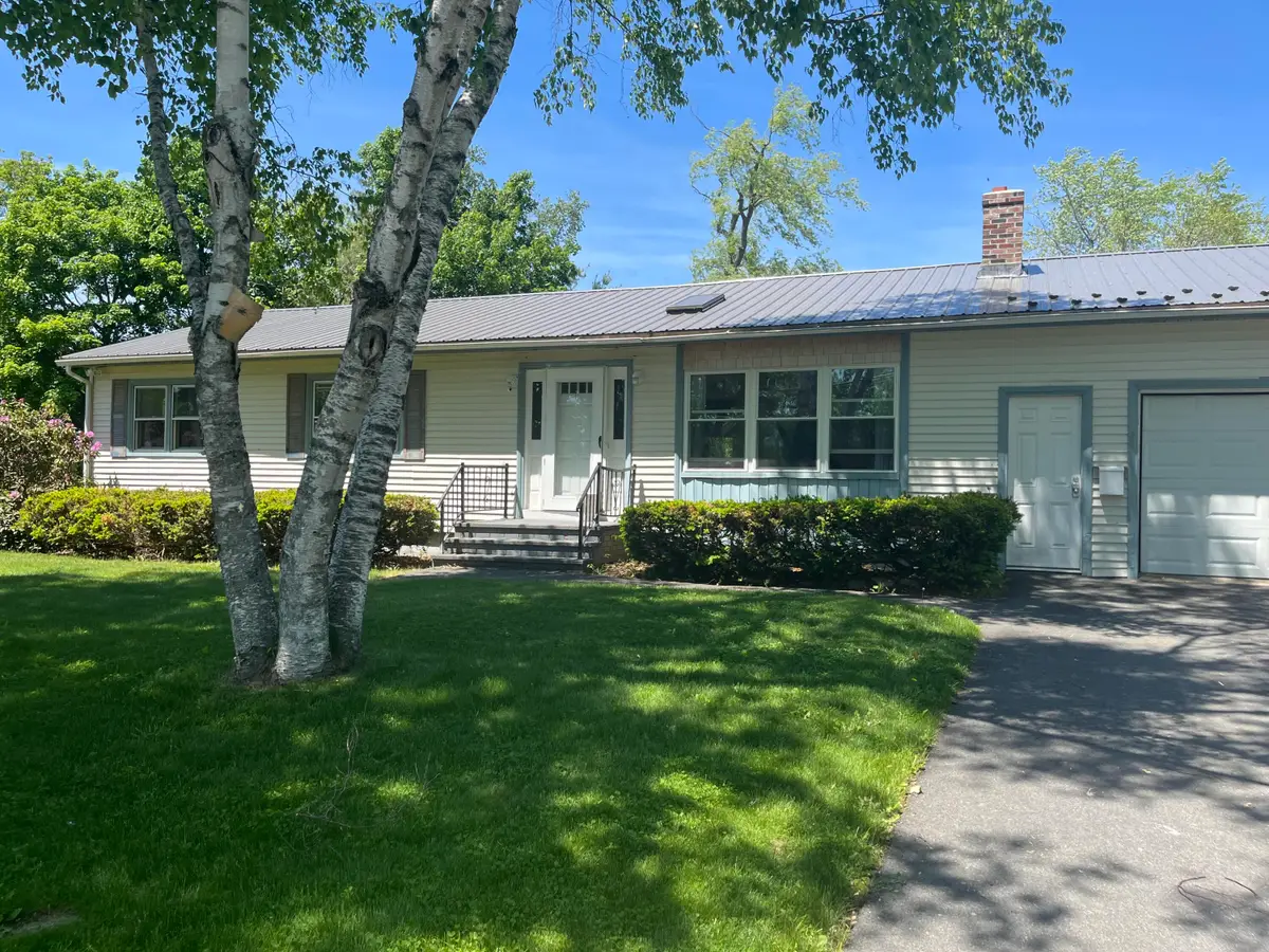 201 Juniper Street, Bangor, ME 04401 - #1