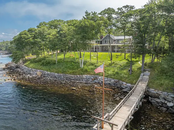 30 Edgewater Way, Boothbay, ME 04544