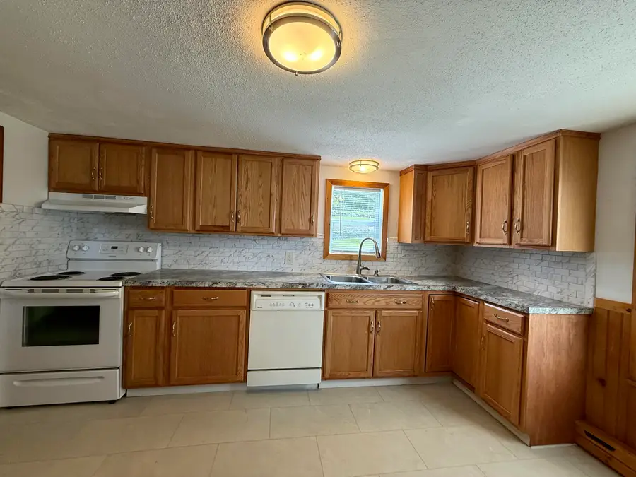 60 Stillman Street, Lewiston, ME 04240 - #3