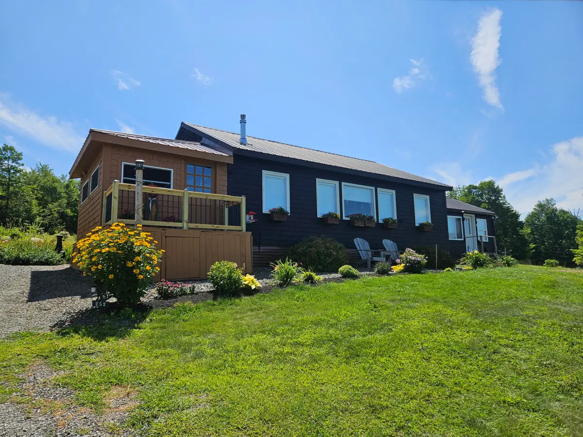 252 Voter Hill Road, Farmington, ME 04938 - #1