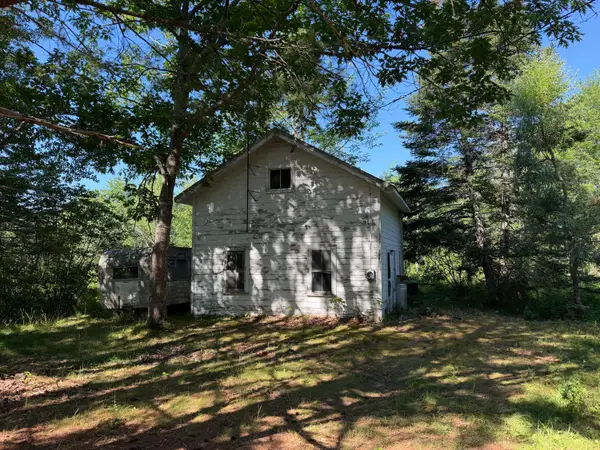 340 Bagaduce Road, Brooksville, ME 04617