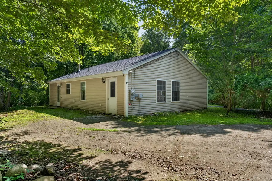 25 Matthews Avenue, Vassalboro, ME 04989 - #2