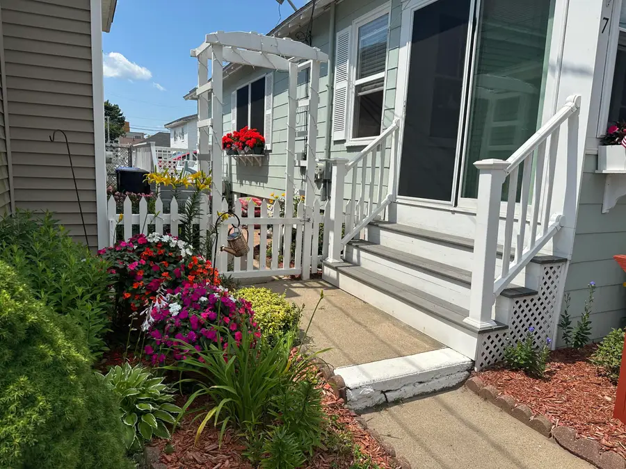 7 Roussin Street, Old Orchard Beach, ME 04064 - #2