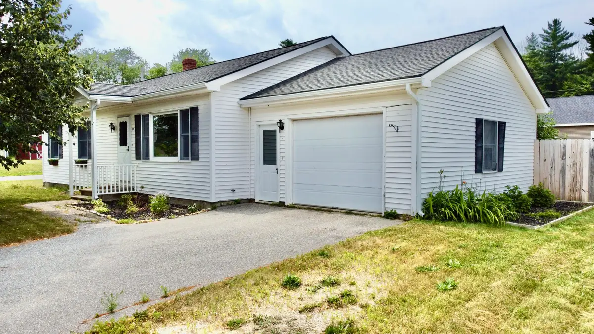25 Jans Boulevard, Lewiston, ME 04240 - #1