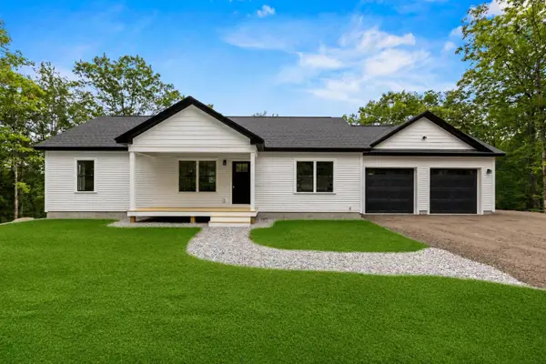 1106 Meadow Road, Casco, ME 04015