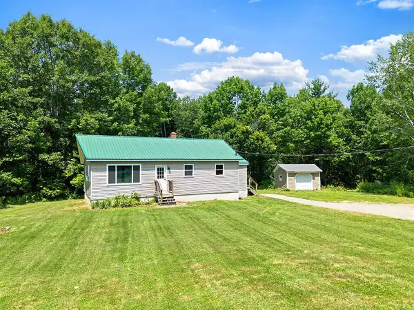 211 Dinsmore Road, Sidney, ME 04330