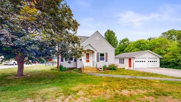380 East Avenue, Lewiston, ME 04240