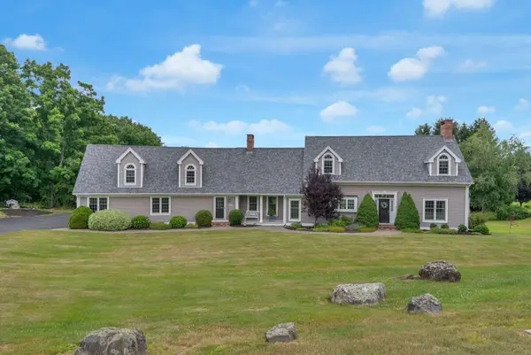 11 Valley View Drive, Gorham, ME 04038