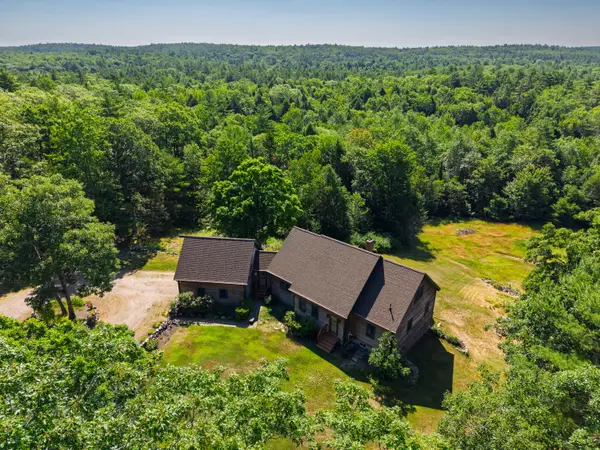 217 W Old County Road, Newcastle, ME 04553