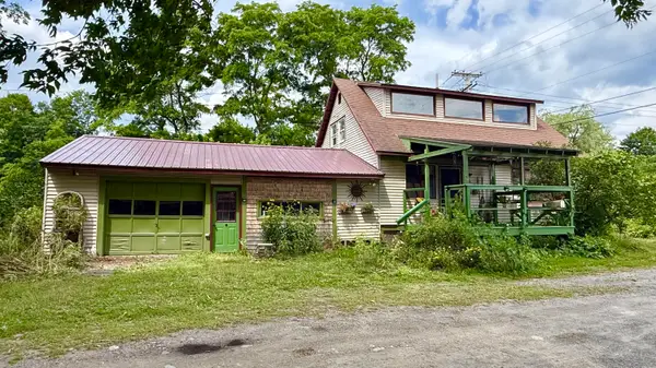 69 Liberty Street, Dexter, ME 04930
