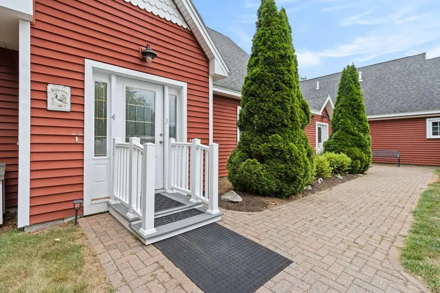 330 Main Street #4, Cumberland Center, ME 04021 - #3
