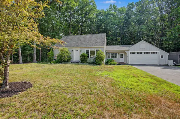 26 Kathy Lane, Cumberland, ME 04021