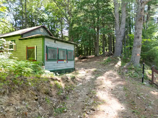 271 Goulds Ridge Road, Passadumkeag, ME 04475