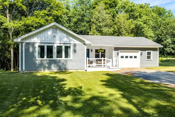 80 Camden Street, Rockport, ME 04856