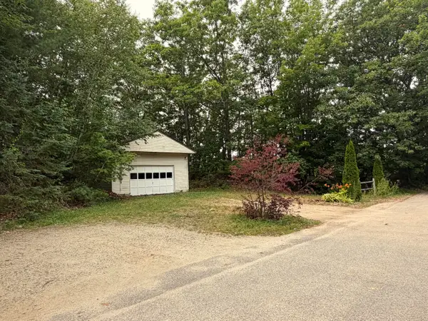 21 7th Street, Auburn, ME 04210