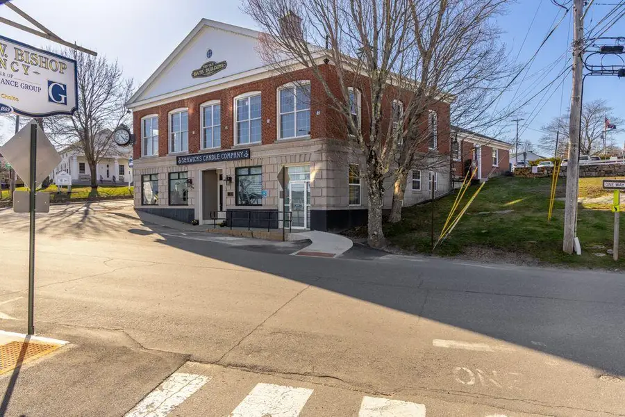 4 Townsend Avenue, Boothbay Harbor, ME 04538 - #3