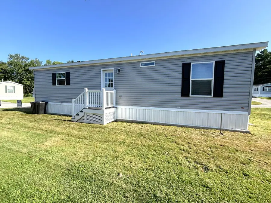 1048 Sabattus Street #5, Lewiston, ME 04240 - #3