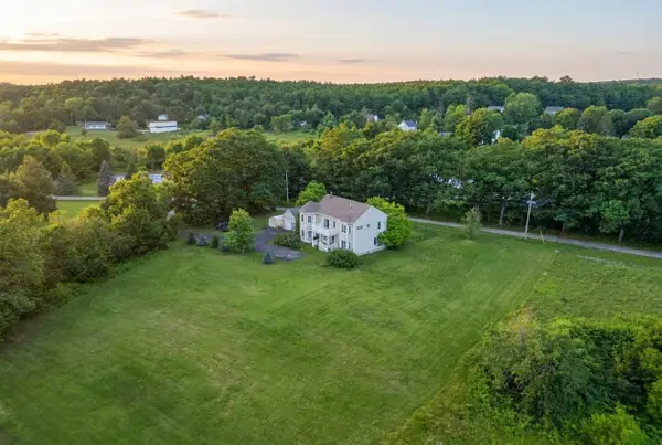 515 Lowelltown Road, Wiscasset, ME 04578