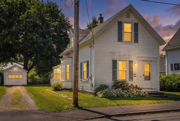60 Willow Street, Rockland, ME 04841