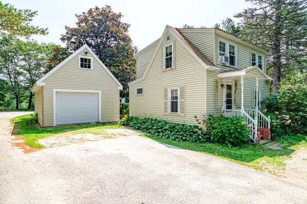7 Preston Drive, Cumberland, ME 04021