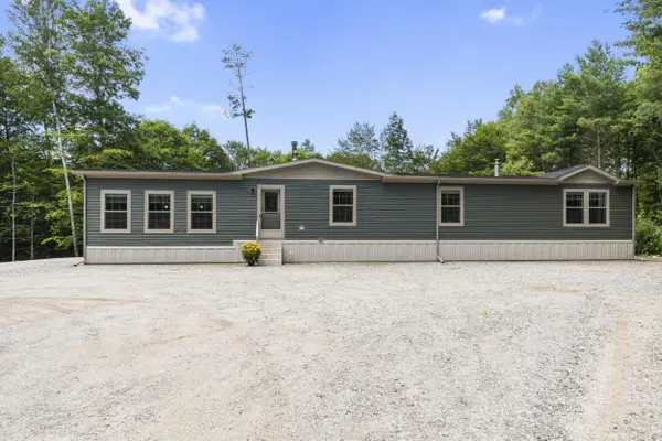 537 Winthrop Center Road, Winthrop, ME 04364