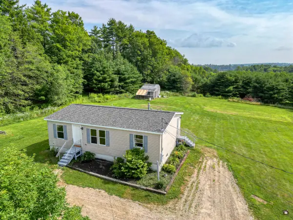17 Village View Lane, Whitefield, ME 04353