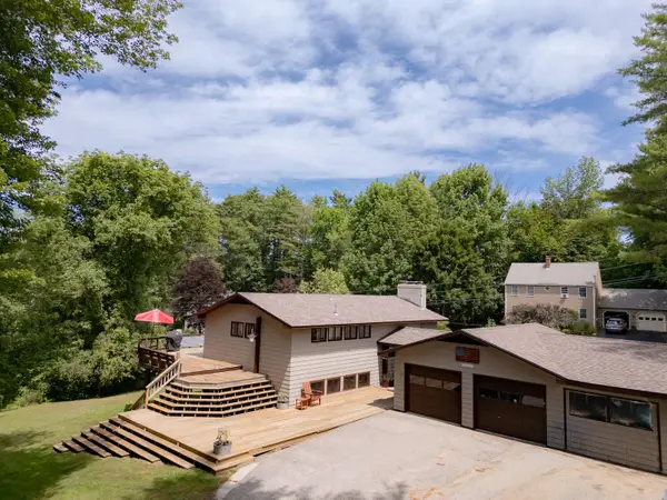 31 Upland Lane, Yarmouth, ME 04096