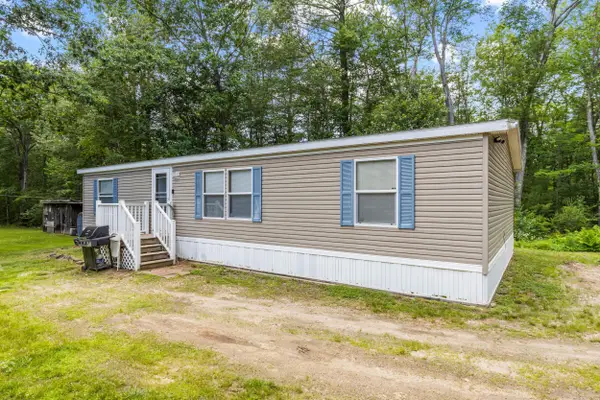 147 Mouse Lane, Alfred, ME 04002