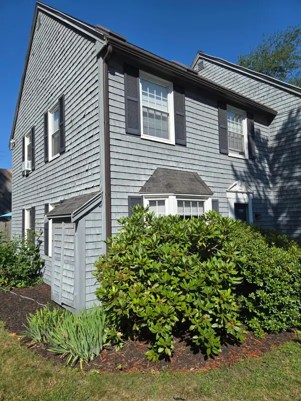 71 Munroe Lane #71, Topsham, ME 04086