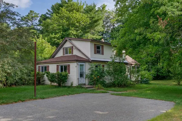 9 Congress Street, Lisbon, ME 04250