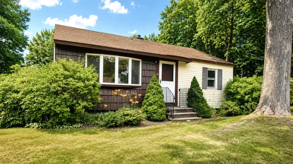 35 Newell Road, Yarmouth, ME 04096
